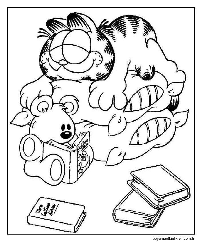 Garfield iki yastığın üzerinde yatıyor.